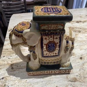 Elephant Figurine Glazed Ceramic Bookend/Stand Made In Vietnam 9” Tall